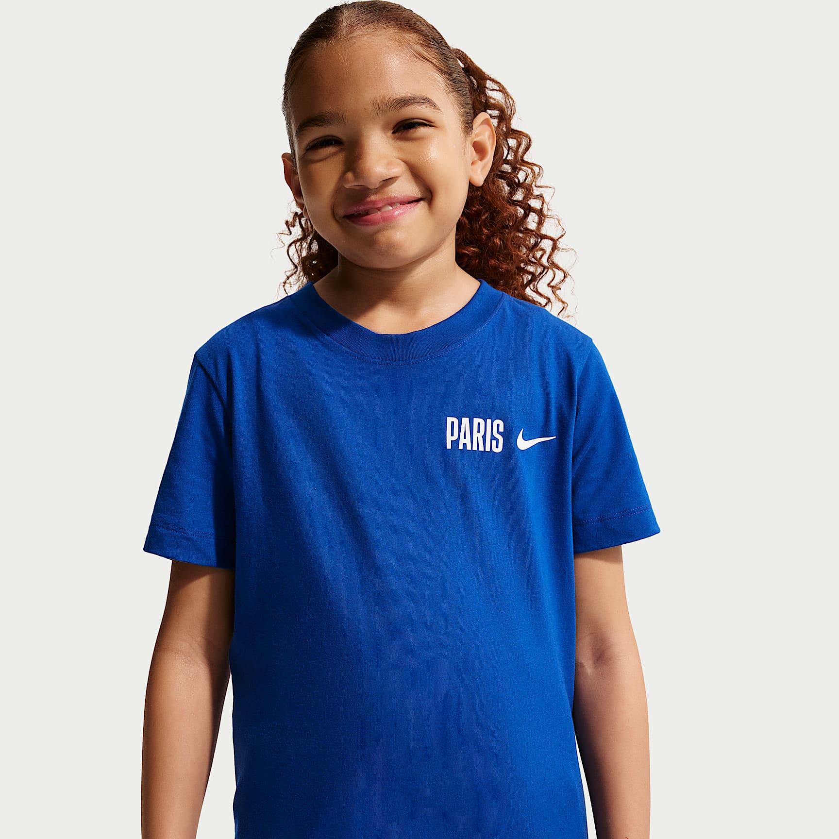 Paris Saint-Germain Big Kids' Nike Soccer T-Shirt. Nike.com